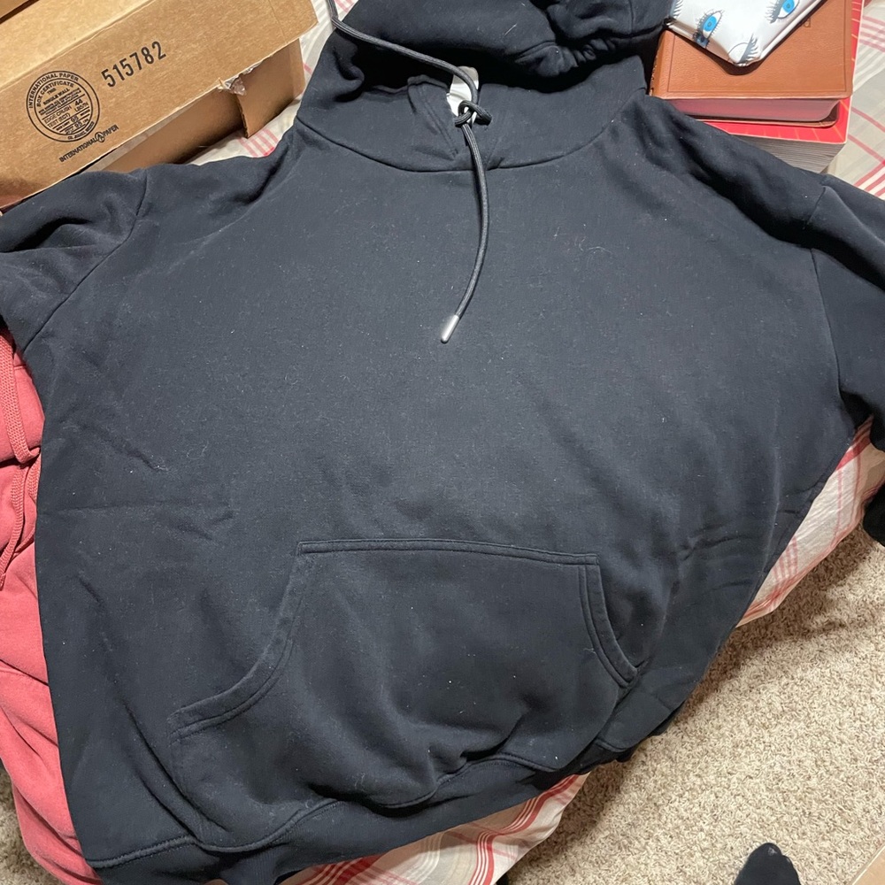 Black H&M sweatshirt